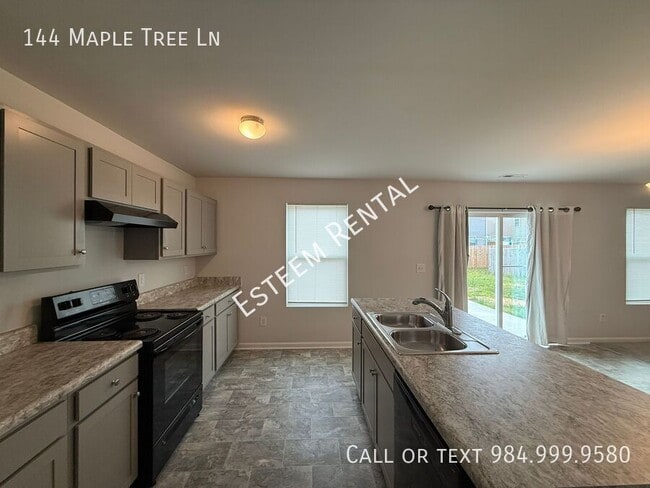 Building Photo - 144 Maple Tree Ln