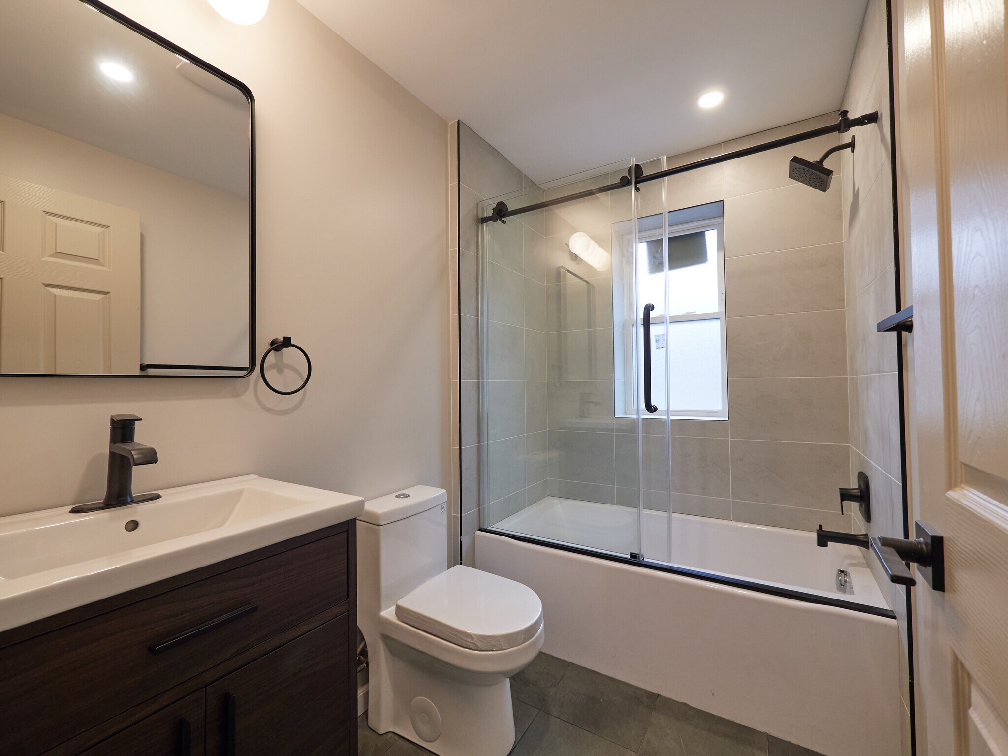 Building Photo - 5333 Penn Ave