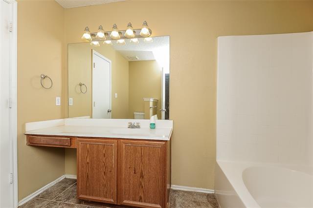 Building Photo - 7208 Avington Way