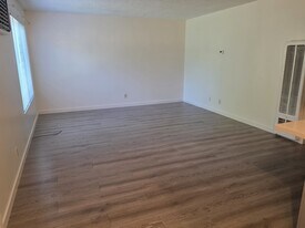 Building Photo - 614 Rancheria Dr