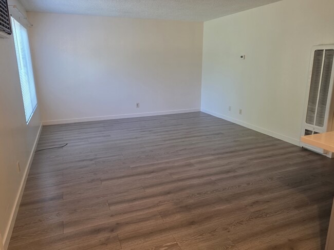 Building Photo - 614 Rancheria Dr