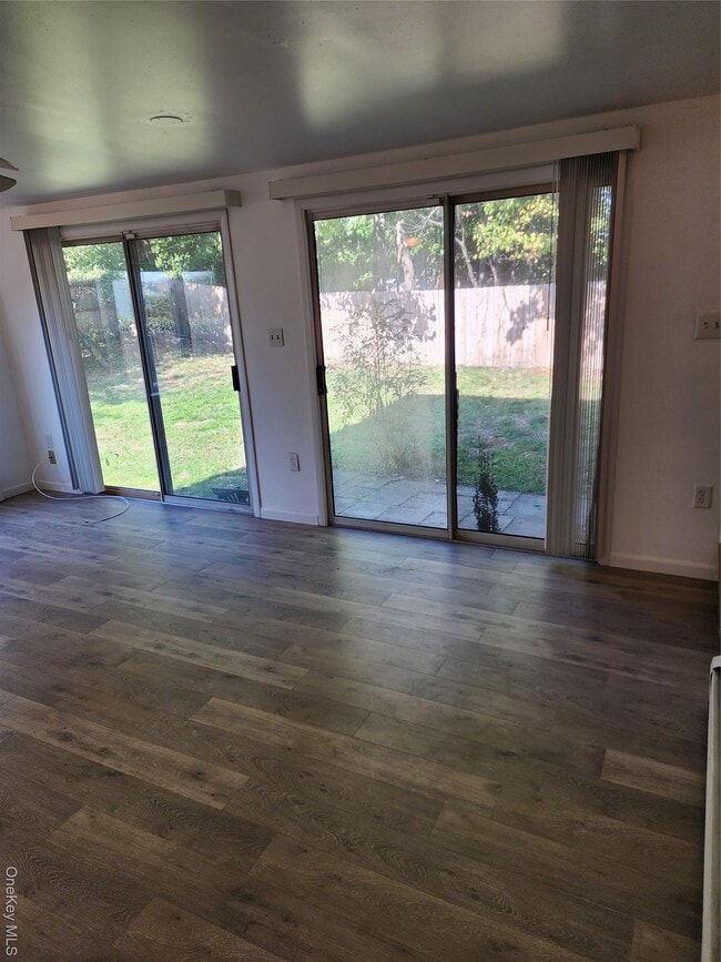 Building Photo - 3 Harbor Hill Ct