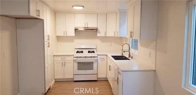 Building Photo - 2042 Evergreen St