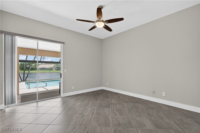 Building Photo - 2138 E Crown Pointe Blvd