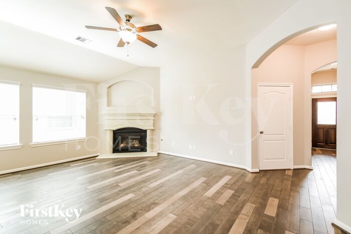 Building Photo - 259 Rolling Creek Ln