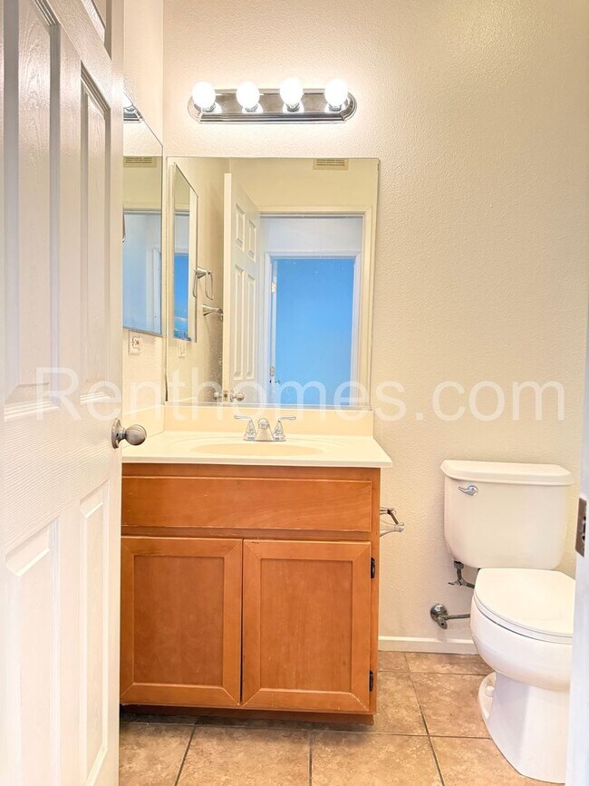 Building Photo - 1603 White Hickory Pl