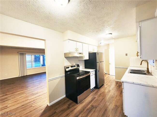 Building Photo - 3780 Osage St