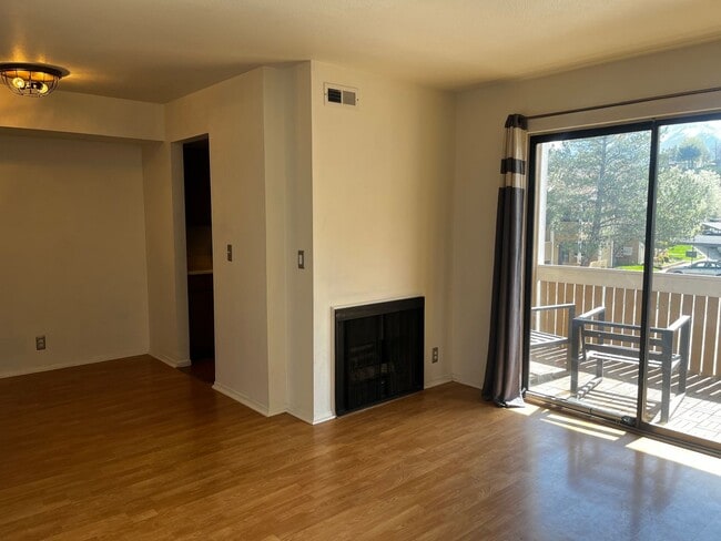 Building Photo - Stunning Cottonwood Heights Home!!!