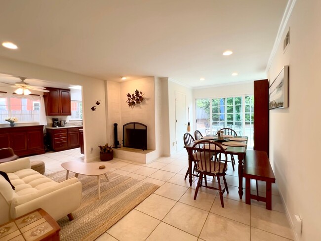 Primary Photo - Beautifully Furnishee 2 bedroom, 2 bathroom Home