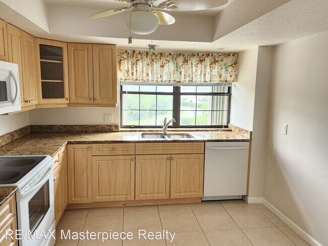 Building Photo - 2 br, 2 bath House - 3100 SE Pruitt Rd # E...