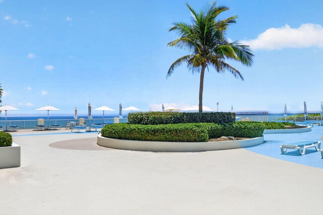 Building Photo - 3546 S Ocean Blvd