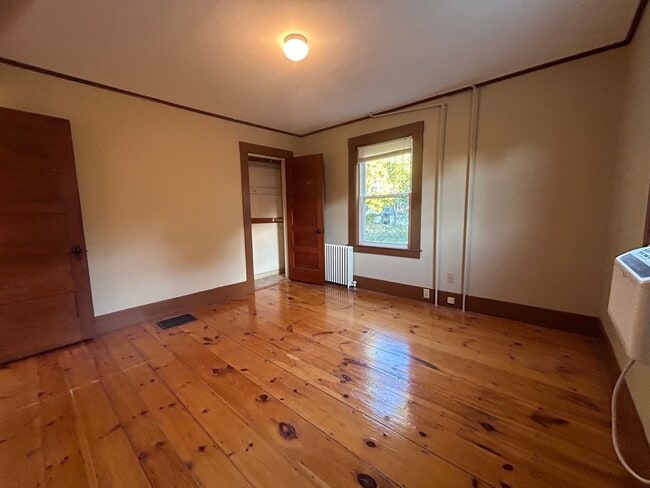 Building Photo - 30 Goldsmith St