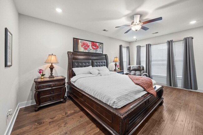 Building Photo - Stunning 3 Bedroom Home in Nexton~