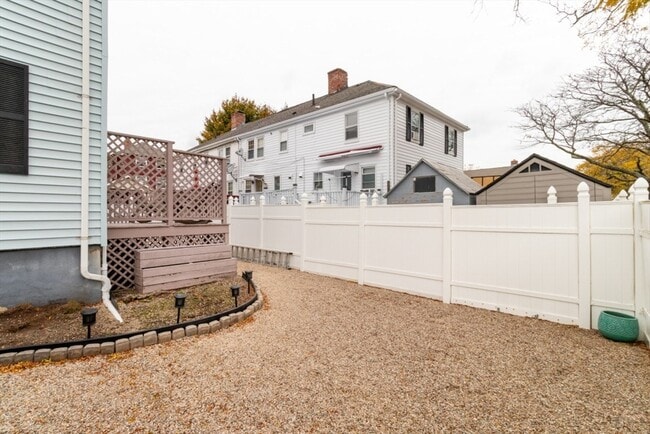 Building Photo - 1 Bay State Rd