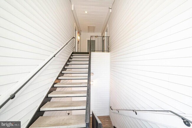 Building Photo - 12715 Fair Crest Ct