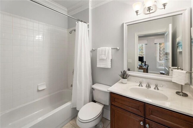 Building Photo - 3611 Habersham Rd NW