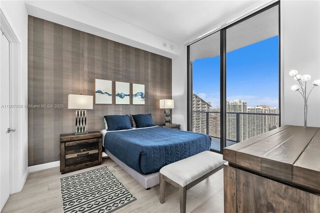 Building Photo - 45 SW 9th St