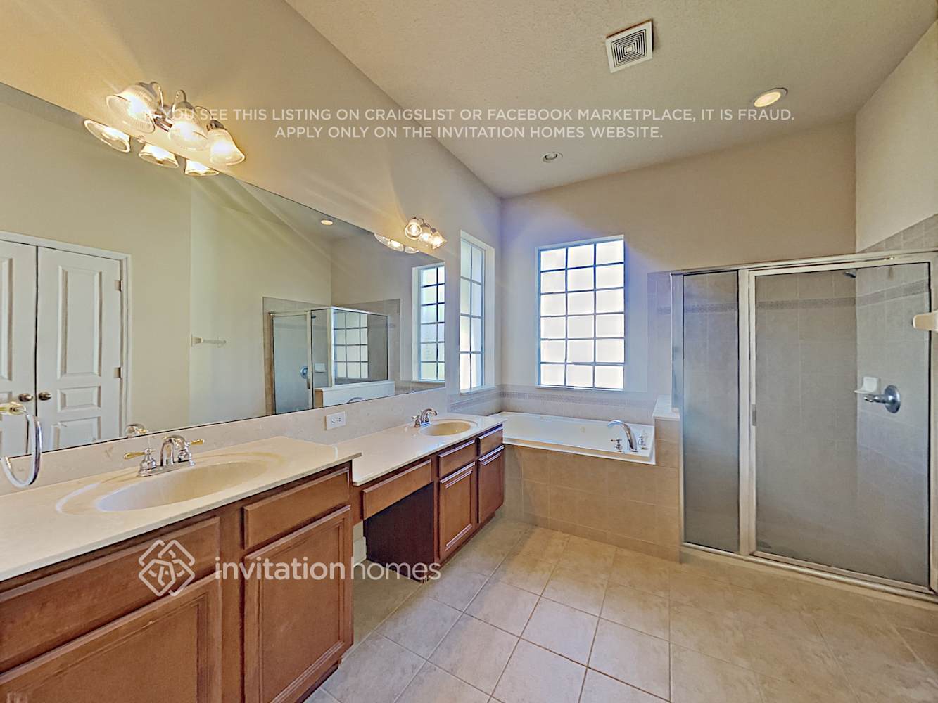 Building Photo - 6115 Churchside Dr