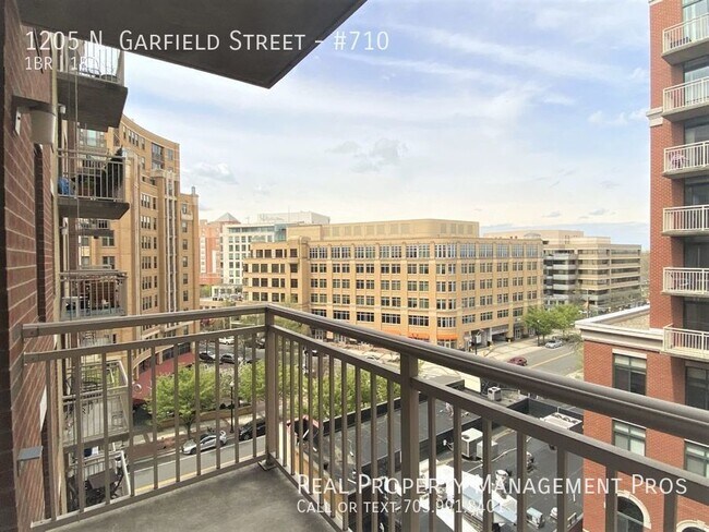 Building Photo - Beautiful Condo at Popular Station Square,...