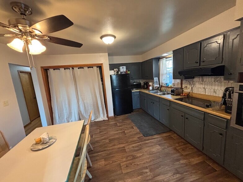 Building Photo - 2609 Brownfield Rd