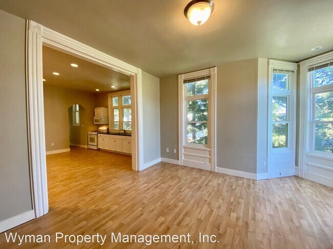 Building Photo - 1415 Brown St