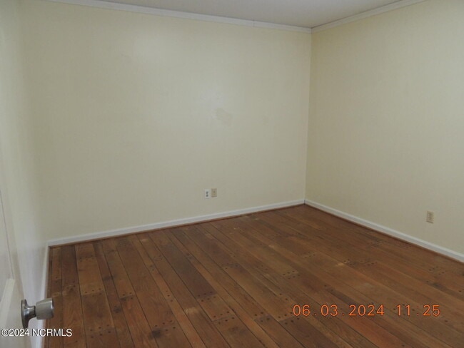 Building Photo - 102 Epworth Dr
