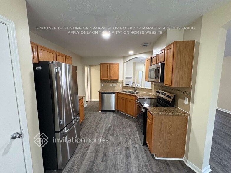 Building Photo - 10714 Estelle Cir