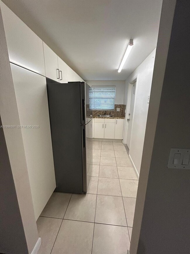 Building Photo - 541 Blue Heron Dr