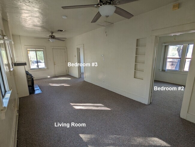 Living room - 1311 E 8th St