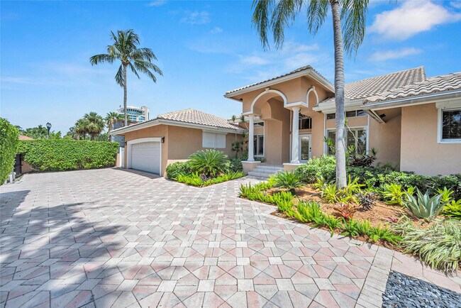 Building Photo - 1643 Seabreeze Blvd