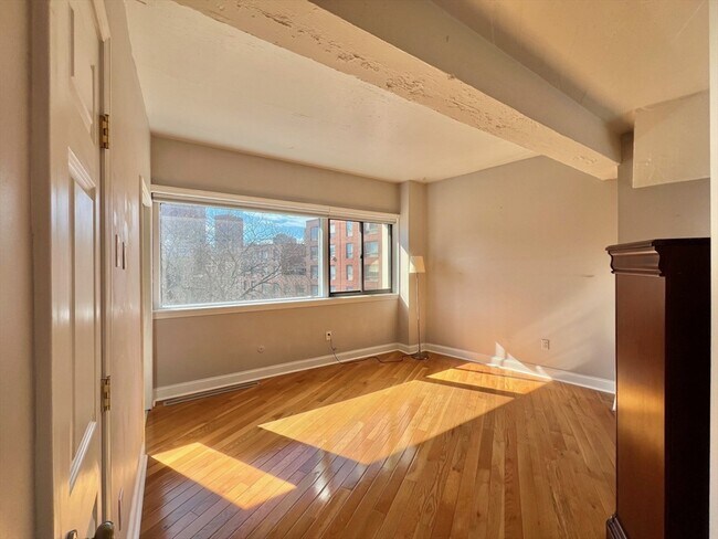 Building Photo - 63 Atlantic Ave