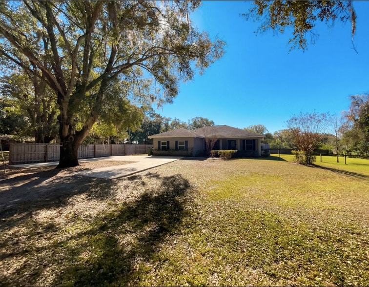 Building Photo - 2037 Recker Hwy