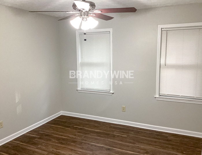 Building Photo - 8421 Timberlake Dr