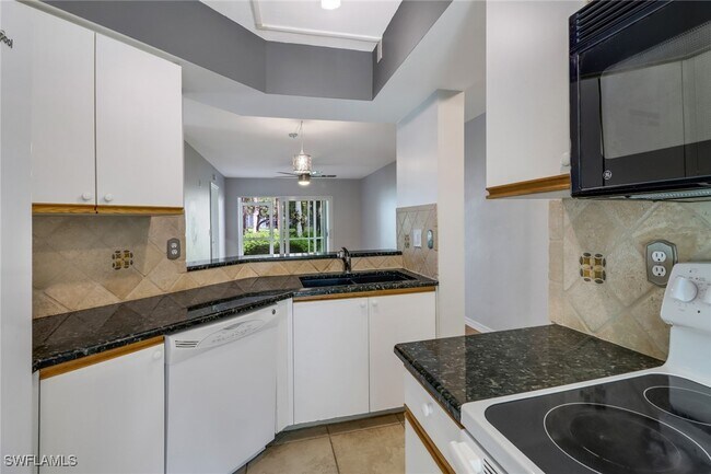 Building Photo - 125 Wading Bird Cir