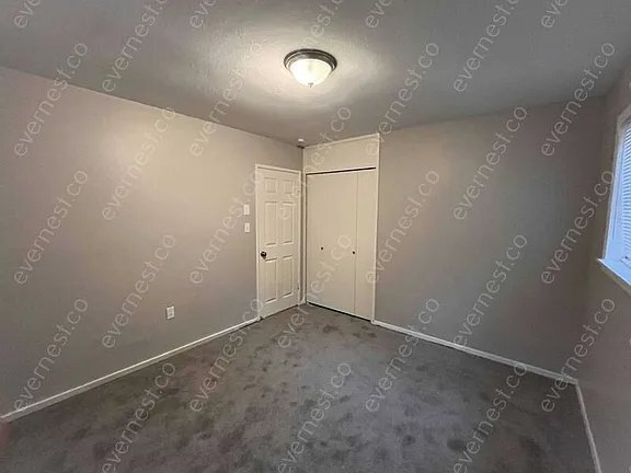 Building Photo - 408 Queen Marie Ln