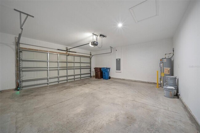 Building Photo - 489 Panaro Ln