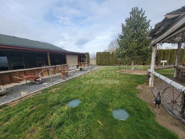 Building Photo - 52203 N Sr 225 Hwy