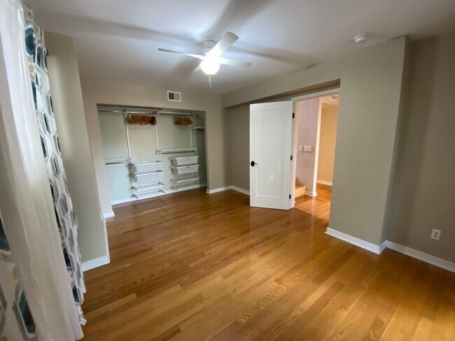Building Photo - Elegant, Multilevel 3 Bedroom 2 Bathroom in Hillcrest / North Park with Outdoor Space