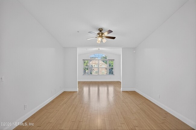 Building Photo - 13810 Sutton Park Dr N