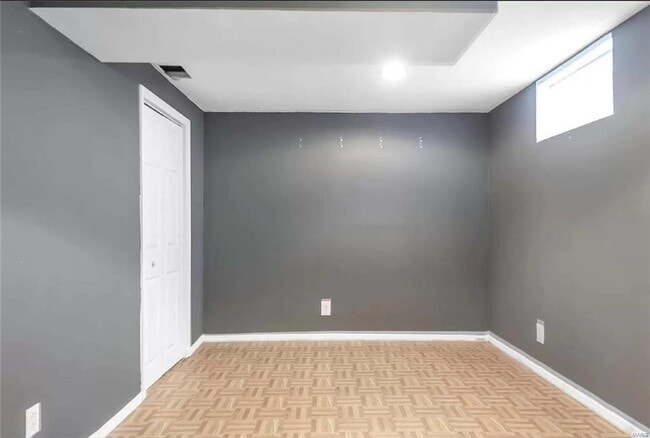 Building Photo - 1079 Crestwood Ln