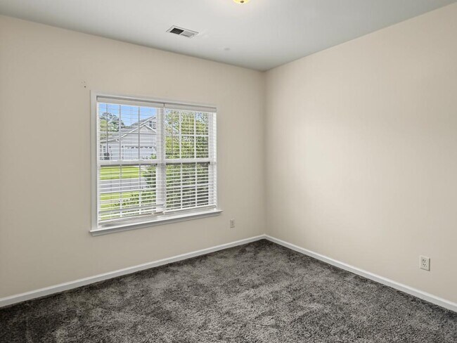 Building Photo - 1406 Parkland Way