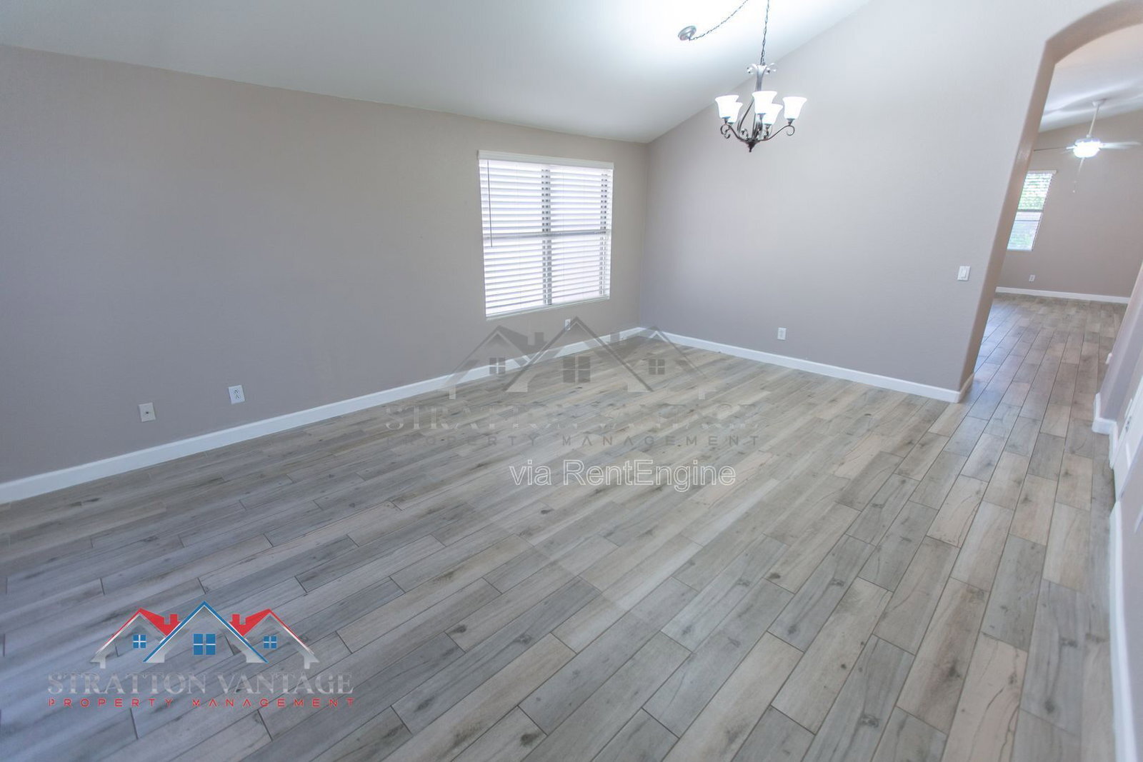 Building Photo - 9825 W Runion Dr