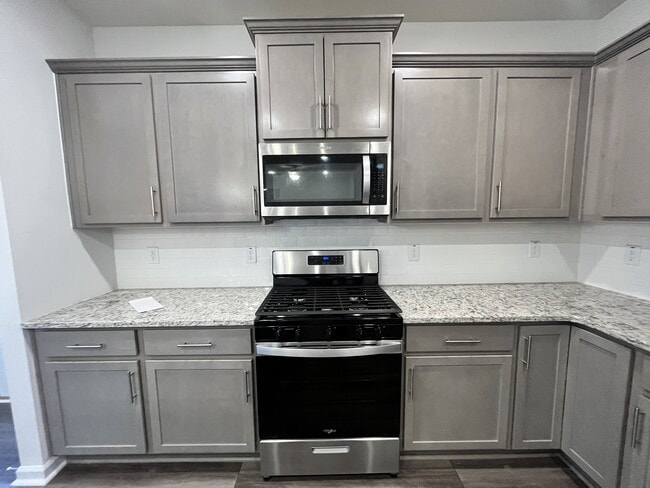 Building Photo - 922 Lampton Ct