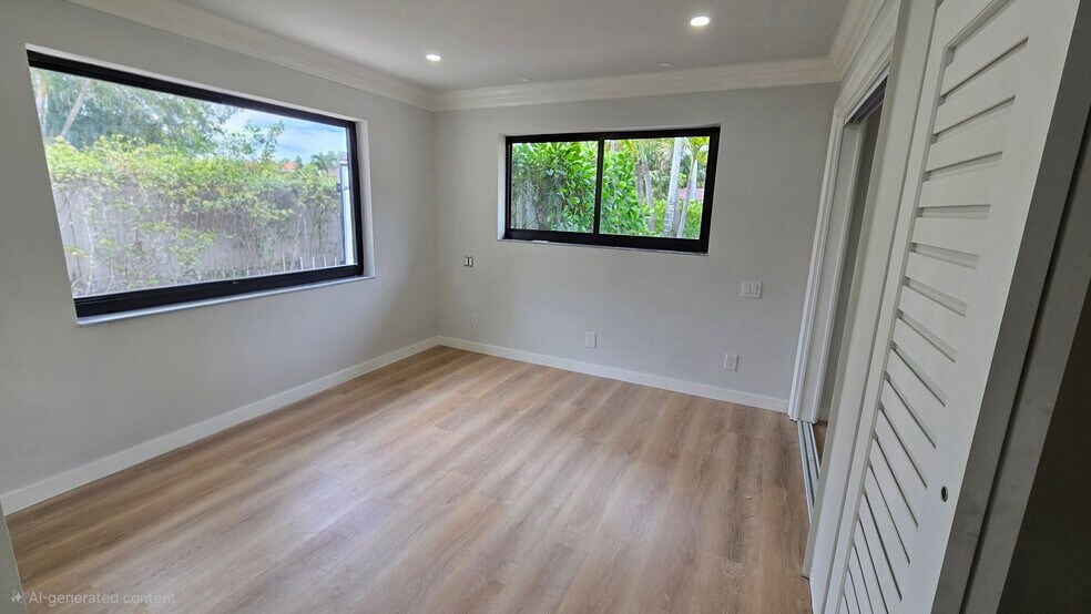 Building Photo - 2808 Middle River Dr