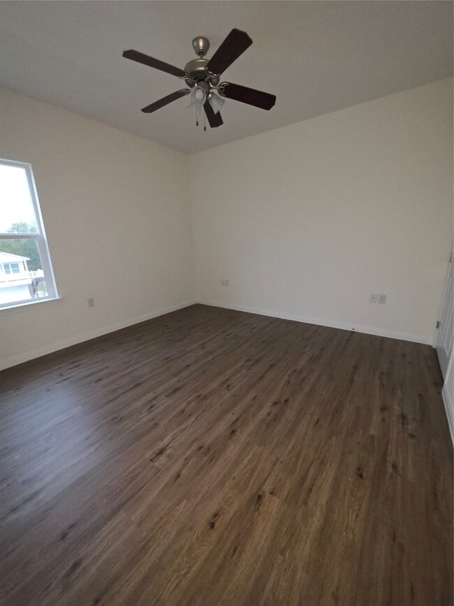 Building Photo - 8810 Bent Oak Ln