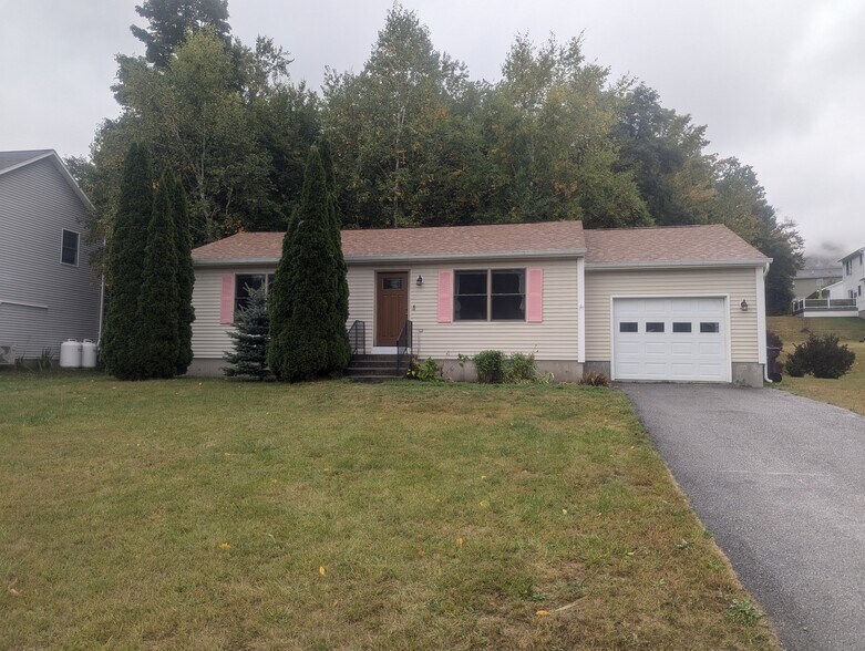 Primary Photo - 124 Albe Dr