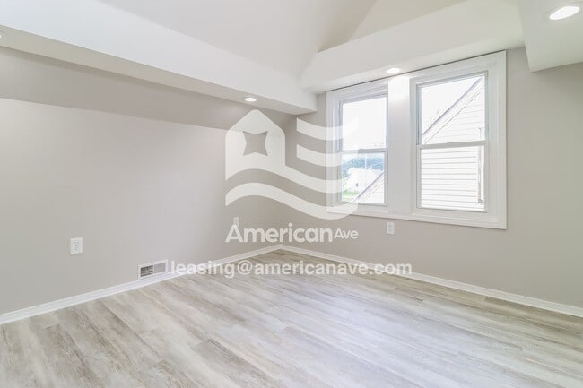 Building Photo - 8486 Heyden St
