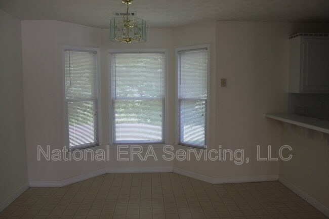 Building Photo - 30 Allen Oaks Way