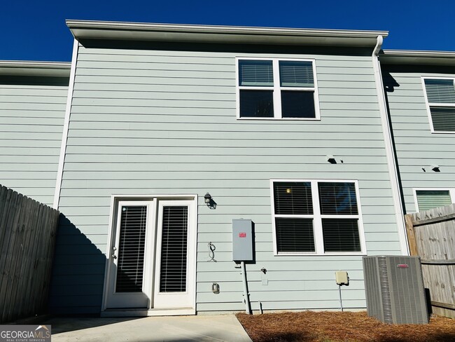 Building Photo - 1006 Paddington Dr