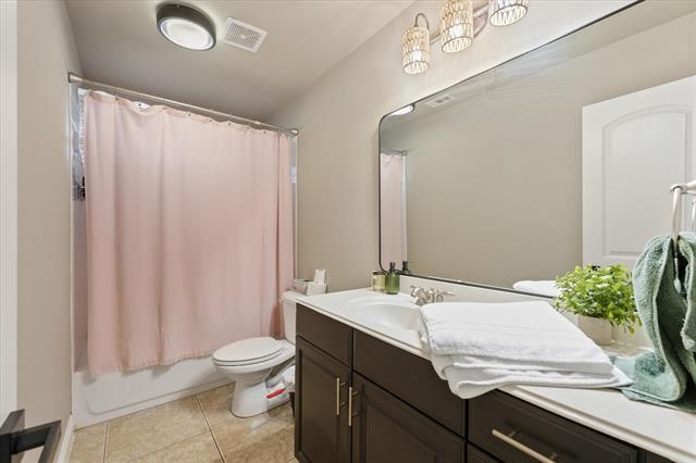 Building Photo - 4007 Brownstone Ct